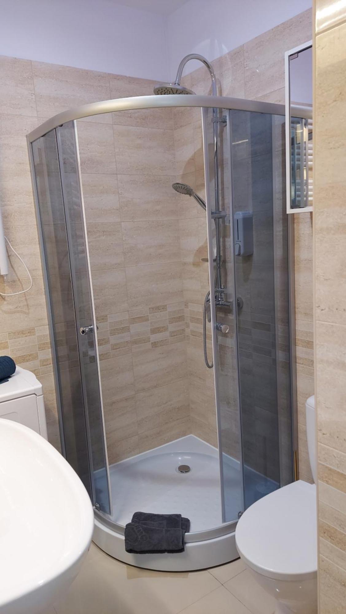Theapartments Radwanska Лодзь Номер фото