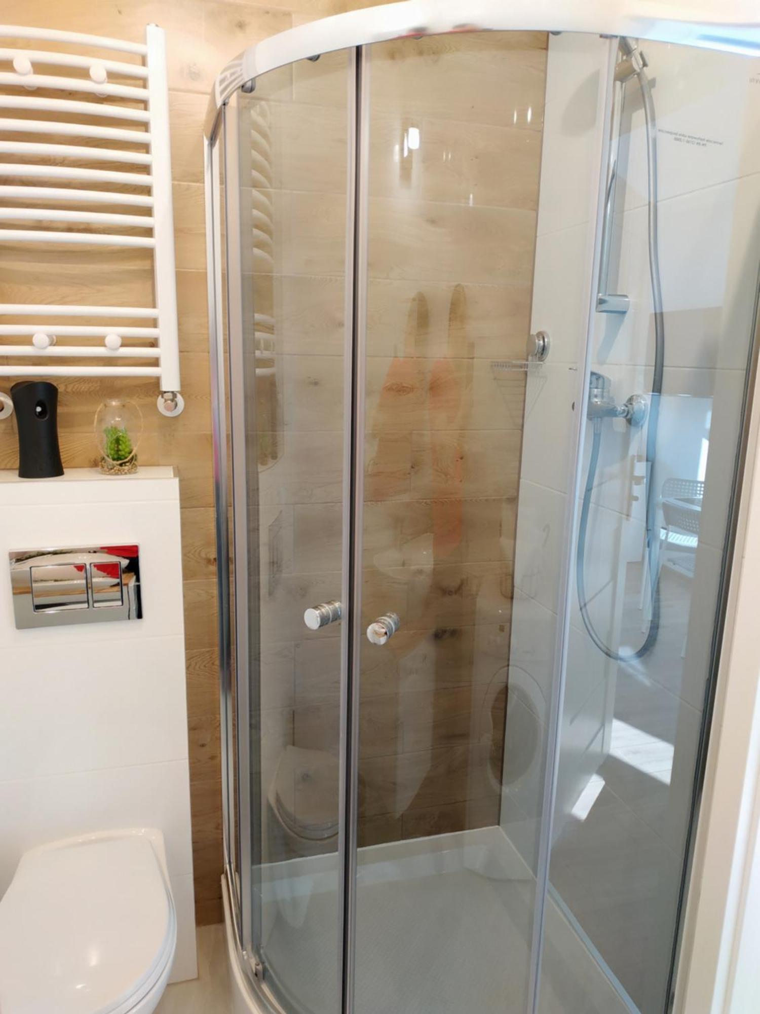 Theapartments Radwanska Лодзь Номер фото